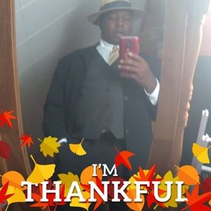 Meet your Posher, Lloyd